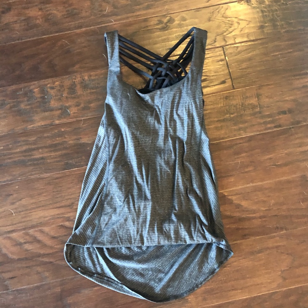 Lululemon tank